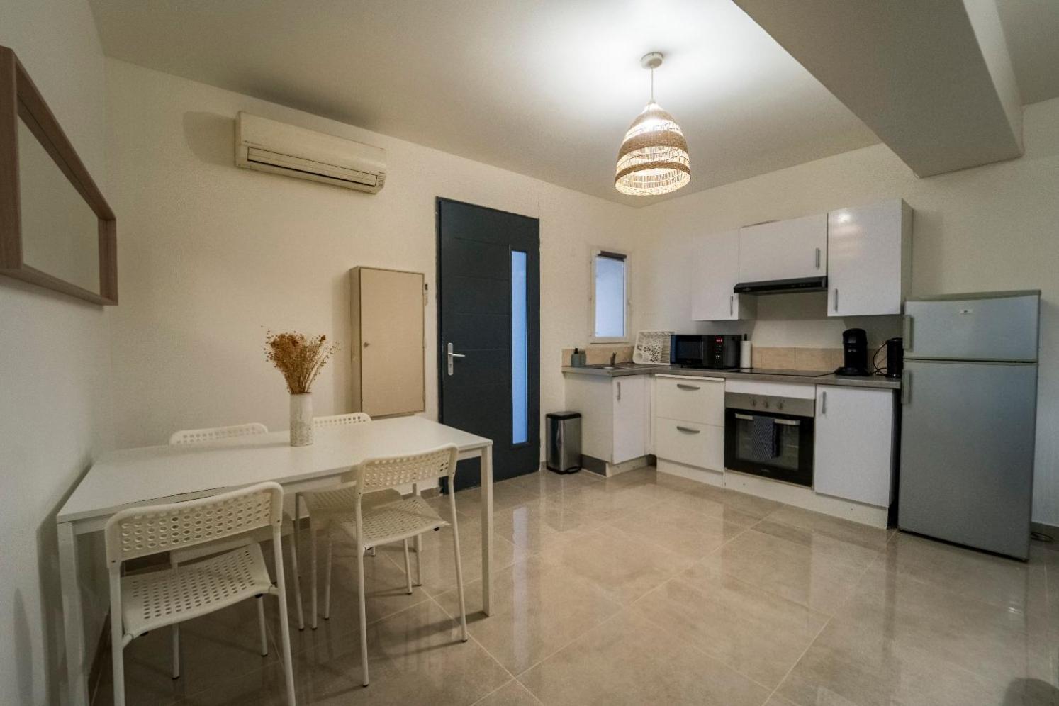נים Appartement Des Carmes מראה חיצוני תמונה